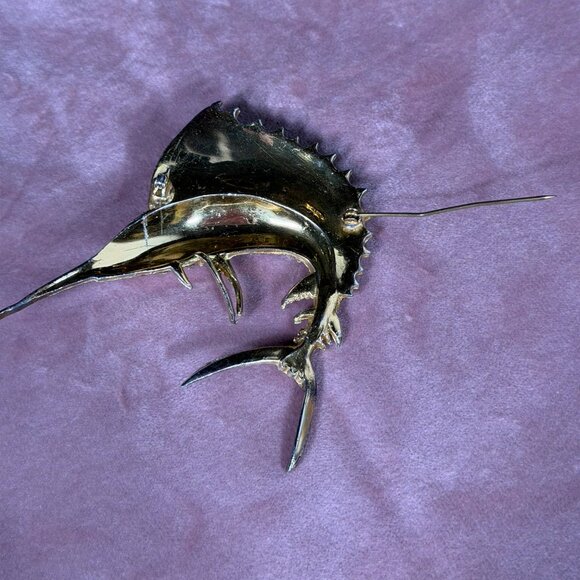 Vintage 1940s Enameled Swordfish Rhinestone Brooch – Gold Tone - Picture 6 of 8